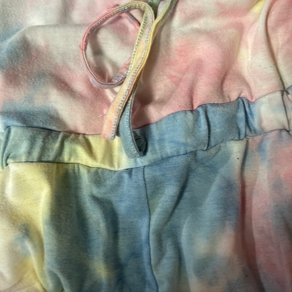 Colorful Romper - Picture 4 of 8